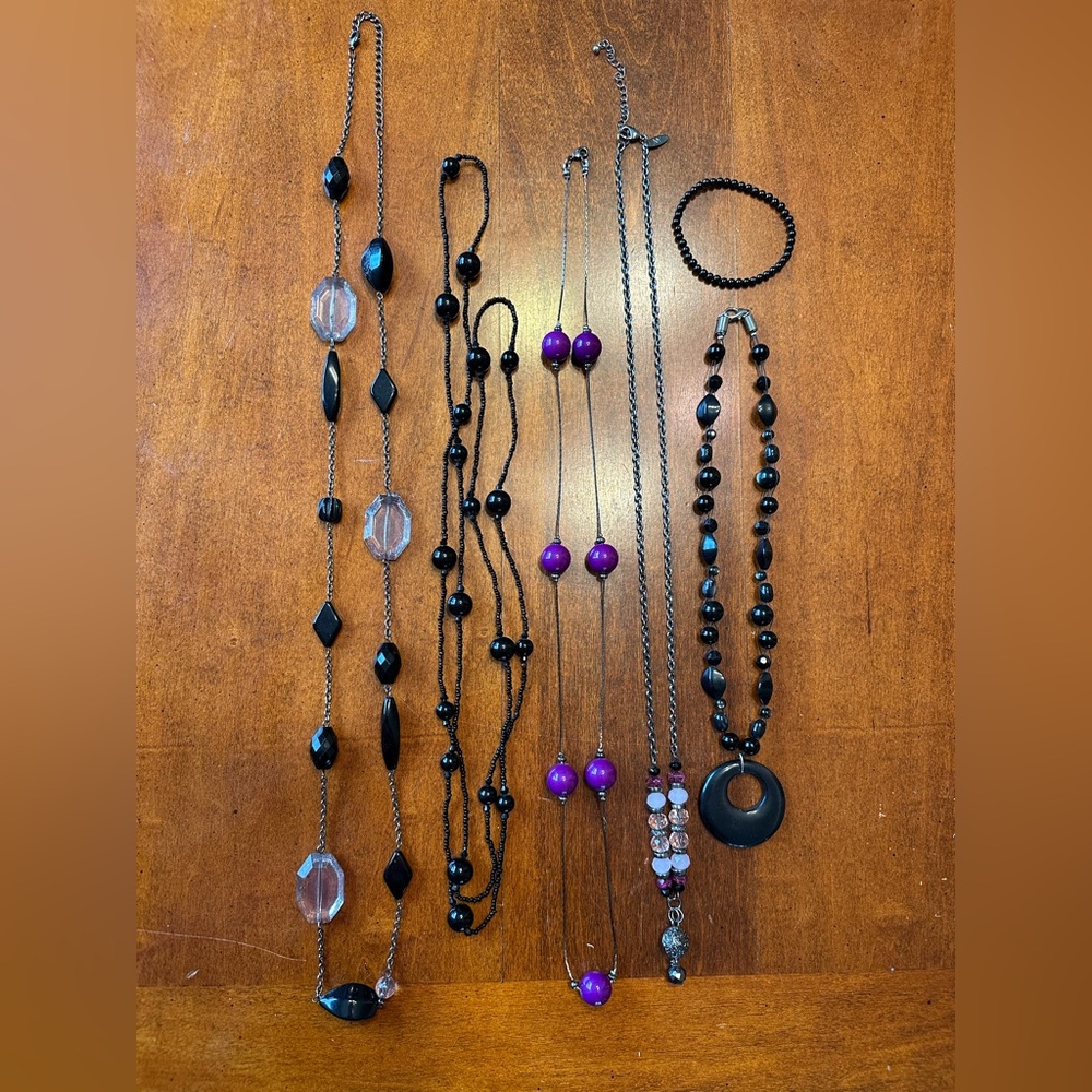 Moody Black and Purple Beaded Necklace Set